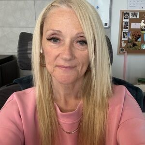 Meet your Posher, Gina